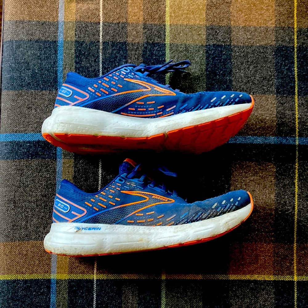 Brooks running shoes - lightly worn 10.5